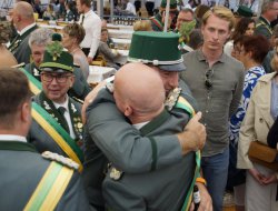 sf sonntag 2025148